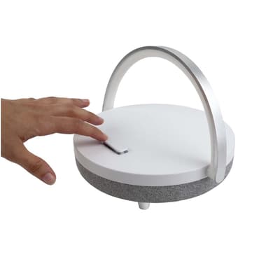 Prixton 4-in-1 Bluetooth®-speaker van 10 W met ledverlichting en draadloos oplaadstation